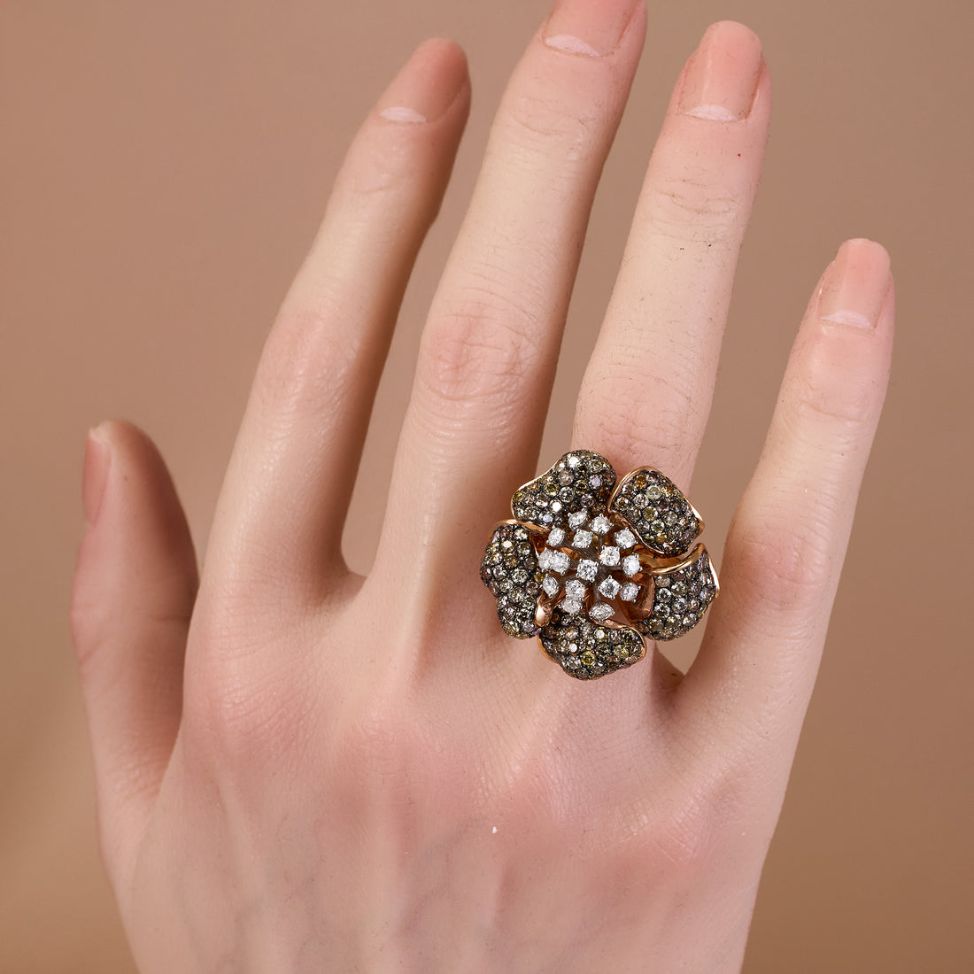 18K Gold Flower Ring with Natural Diamonds - Jewelry And Store