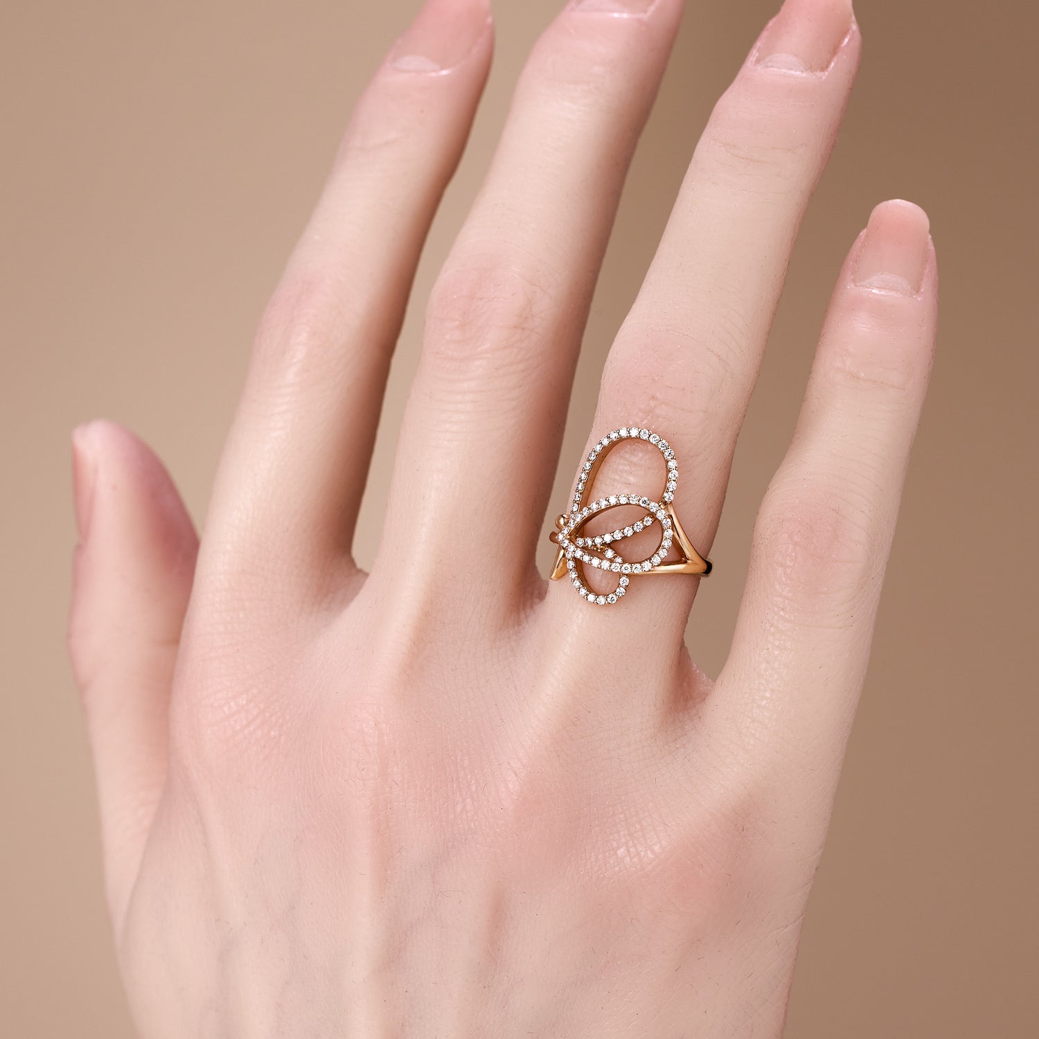 18K Solid Gold Diamond Ribbon Ring - JewelryAndStore