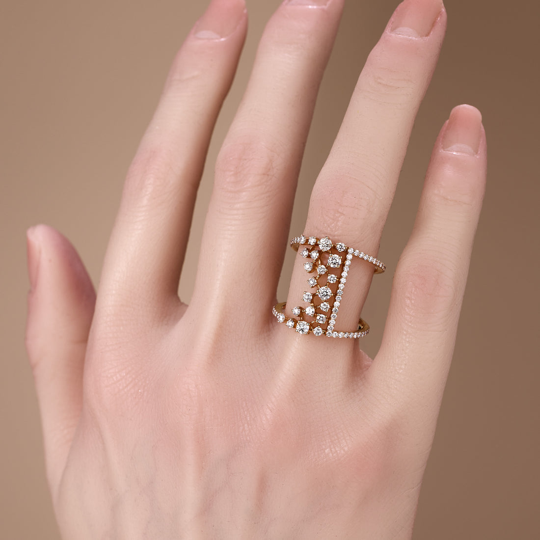 1.18ct.tw Luxury Diamond Ring in 18K Gold - Jewelry And Store