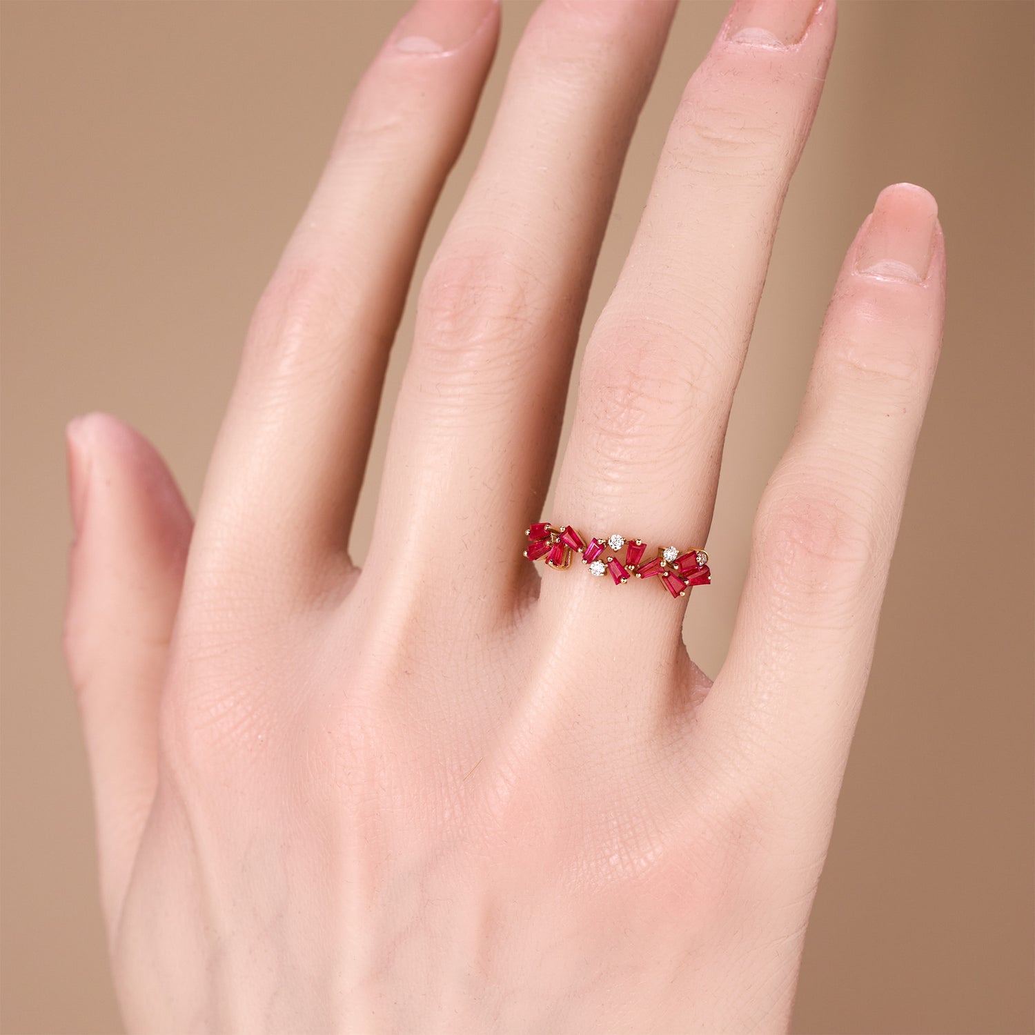 18K Gold Natural Diamond And Ruby Band Ring - JewelryAndStore