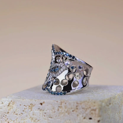 18K White Gold Diamond Clover Ring