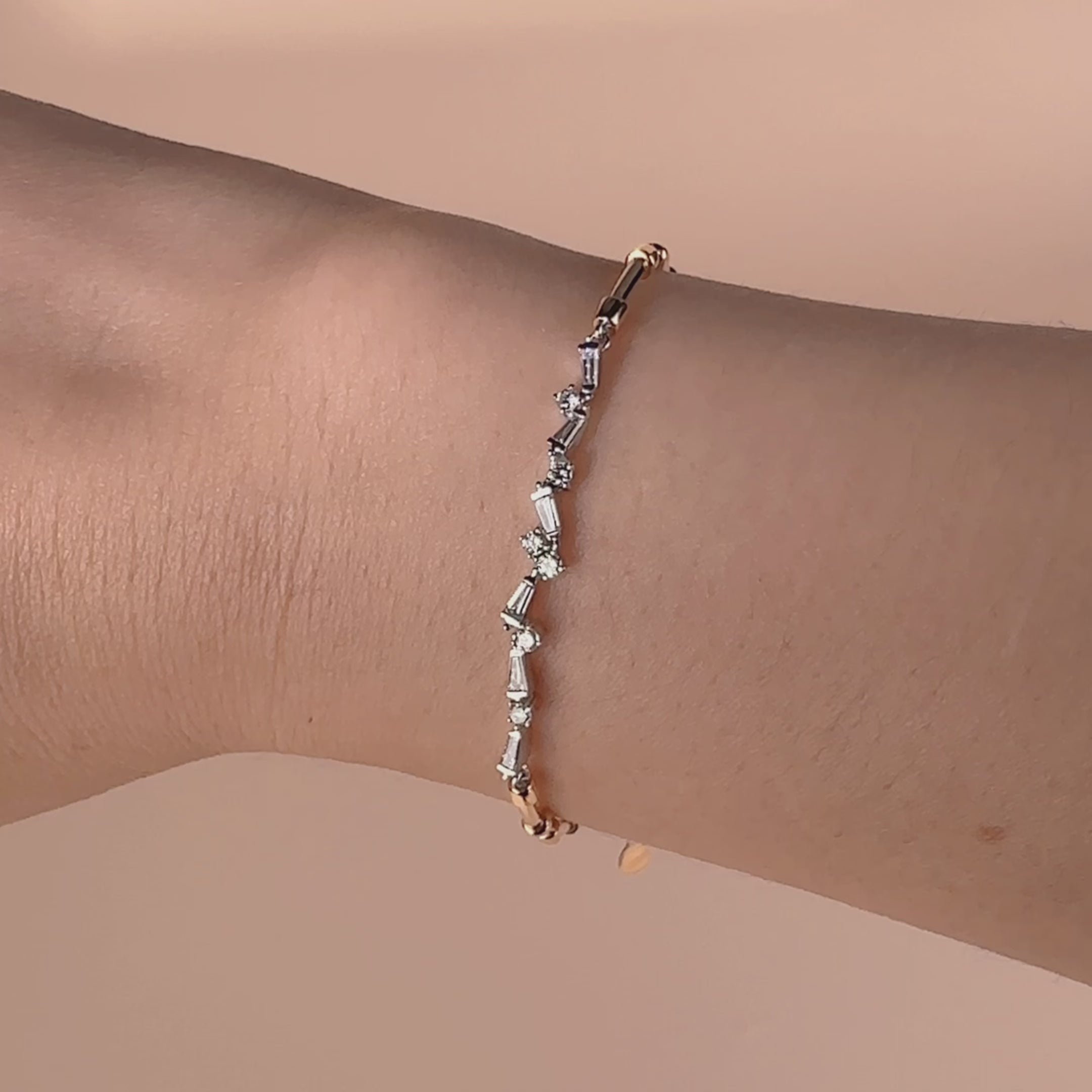 0.43ct.tw. Natural Diamond Bracelet in 18K Gold