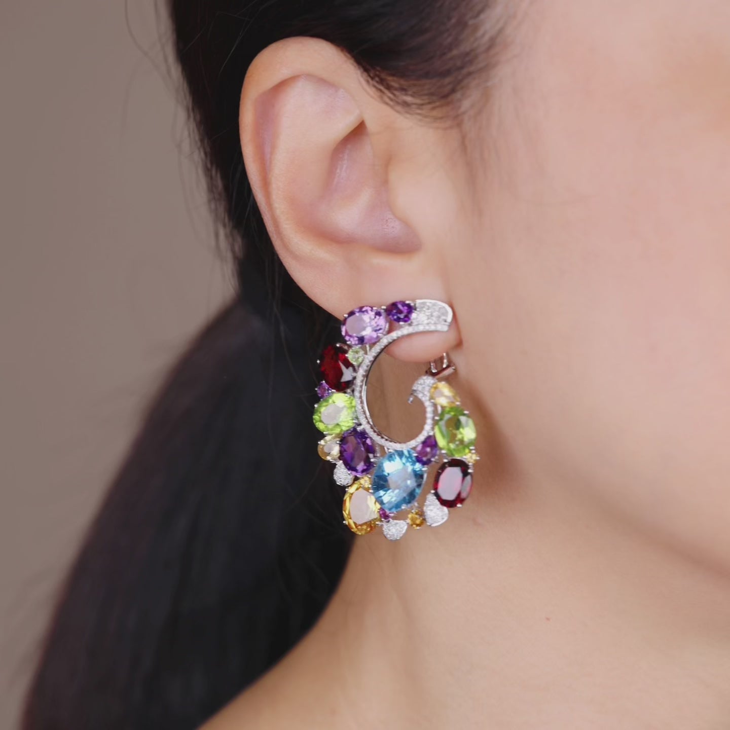 18K Gold Natural Color Sapphire &amp; Diamond Evening Party Earrings