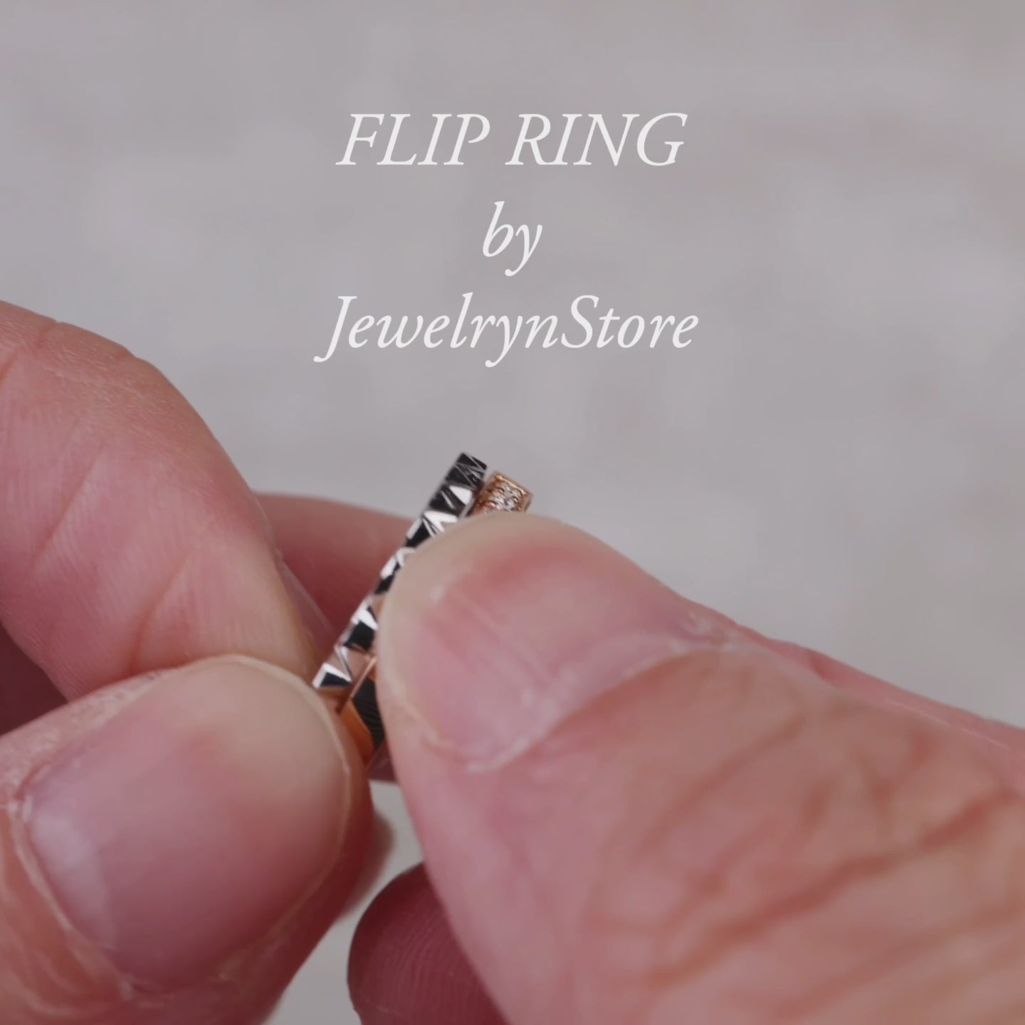 18K Gold One-Flip Diamond and Sapphire Ring（1 Rings with 4 Styles)