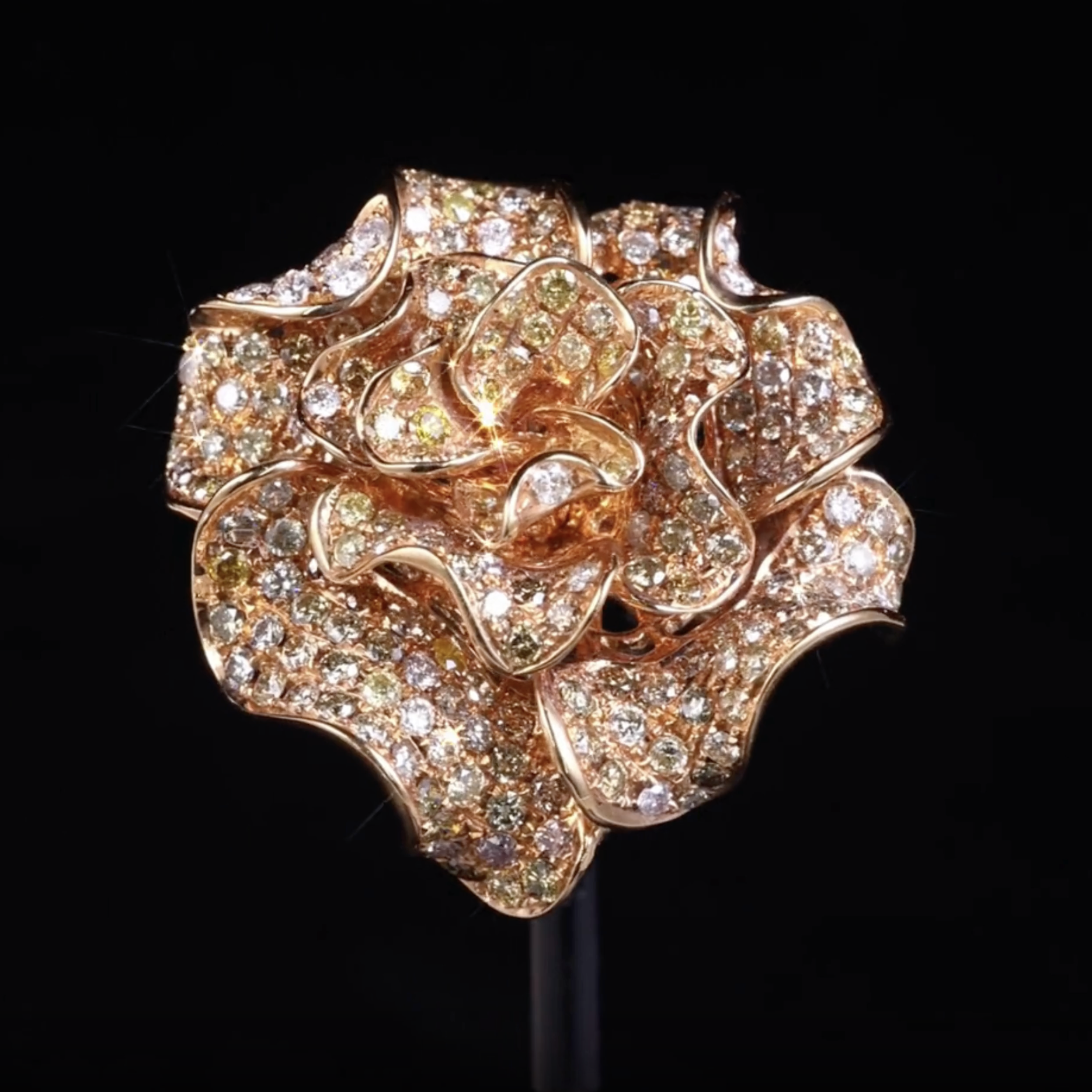18K Yellow Gold Flower Ring with Natural Color Diamonds
