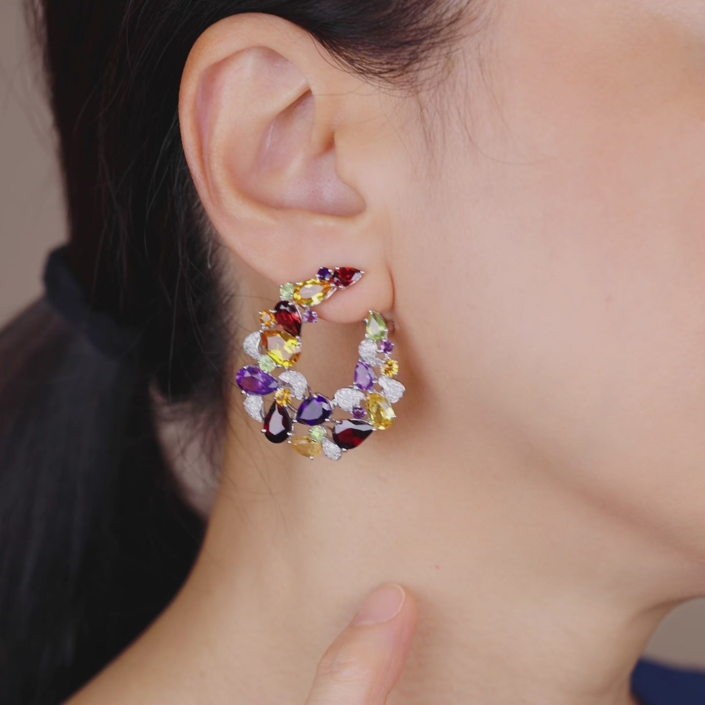 18K Gold Natural Color Sapphire &amp; Diamond Evening Party Earrings