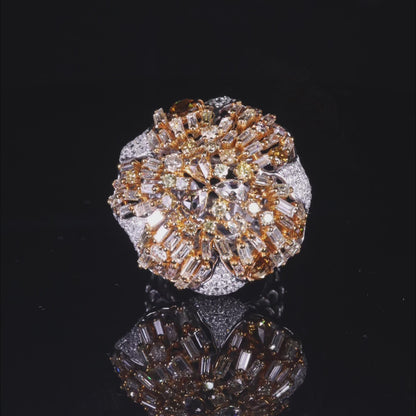 18K White Gold Cocktail Ring with Natural Diamonds