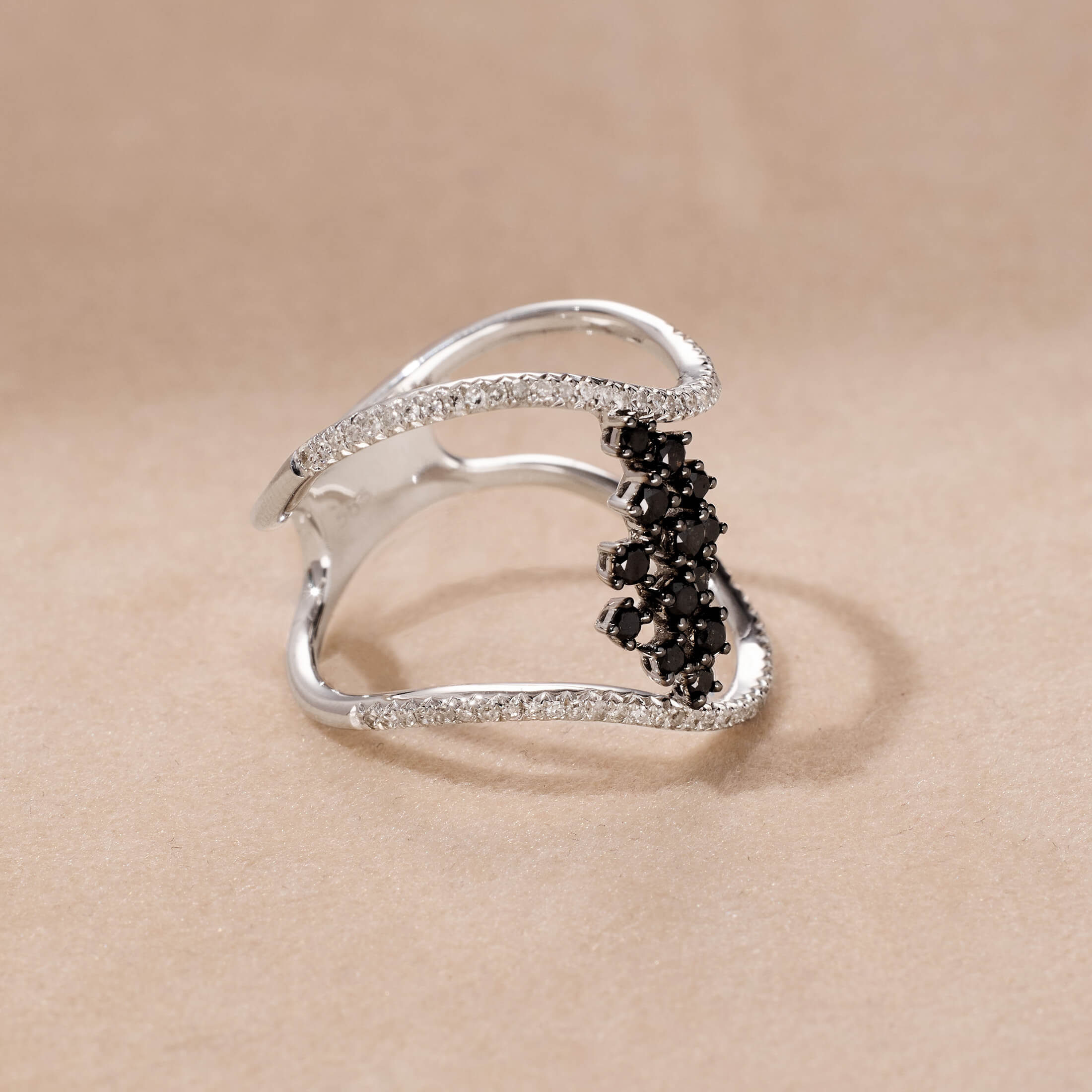 14K Gold Two-Row Curved Statement Ring with White and Black Diamond