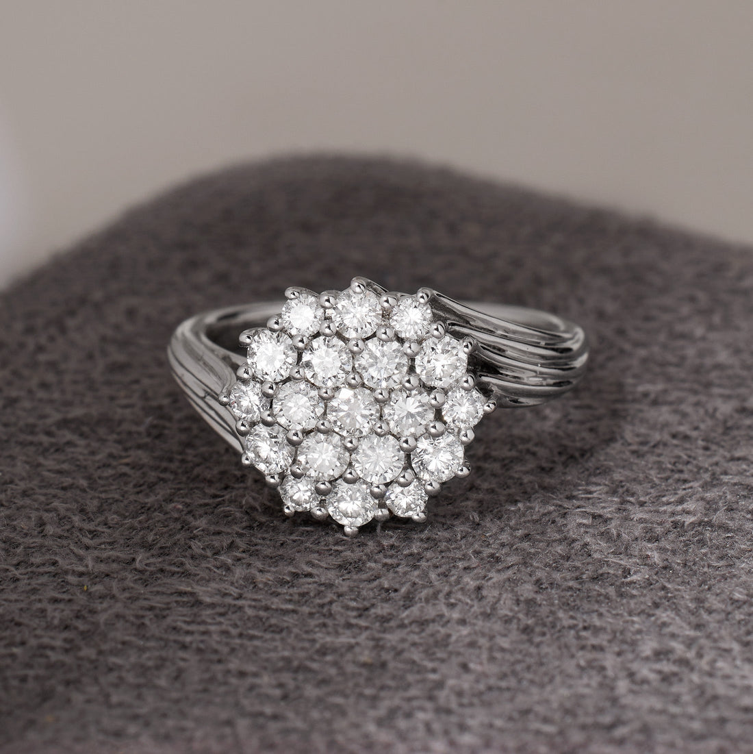 1.59ct Twist Shank Diamond Flower Ring in 18K Gold