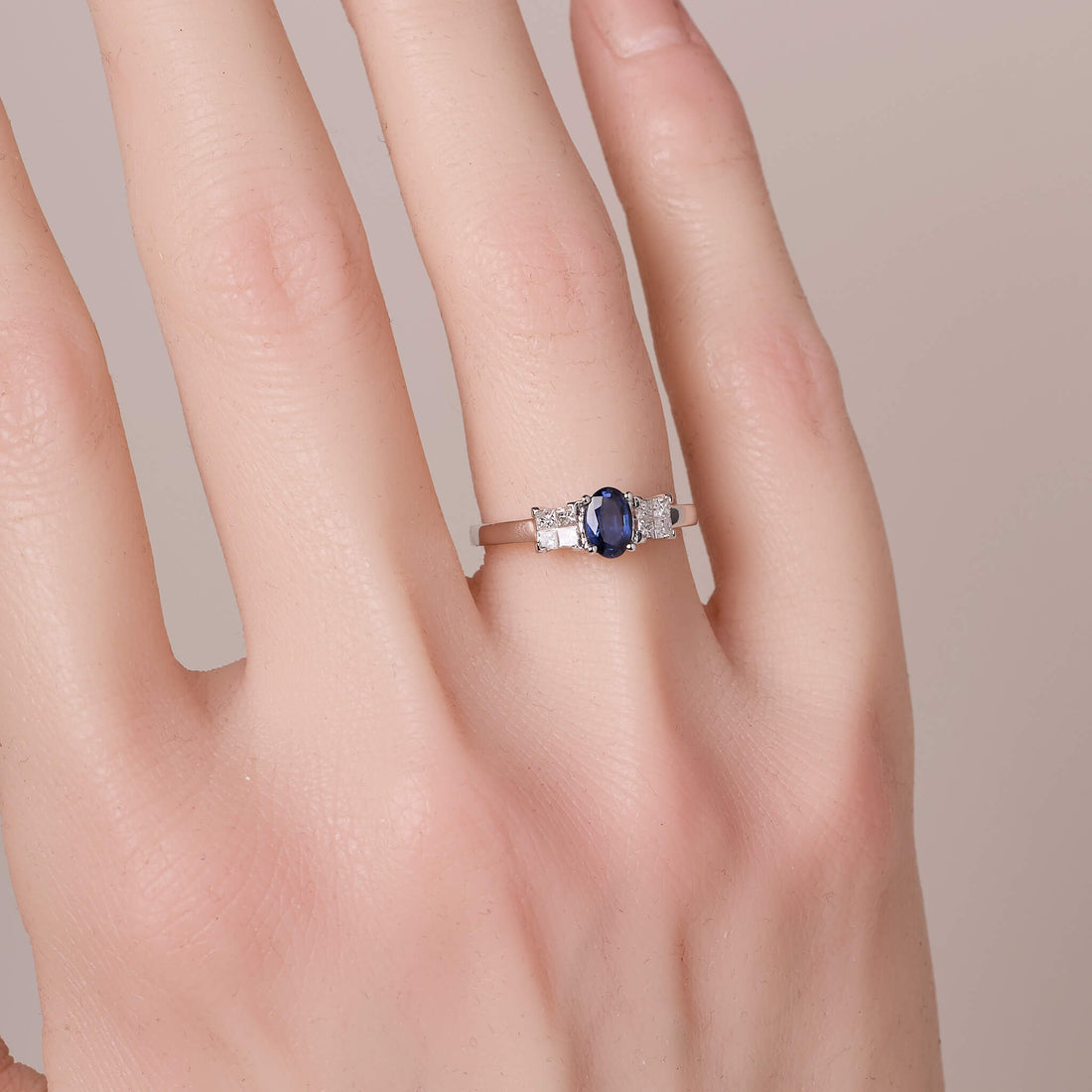 0.56 ct.tw. Vintage-styled Natural Blue Sapphire &amp; Diamond Ring