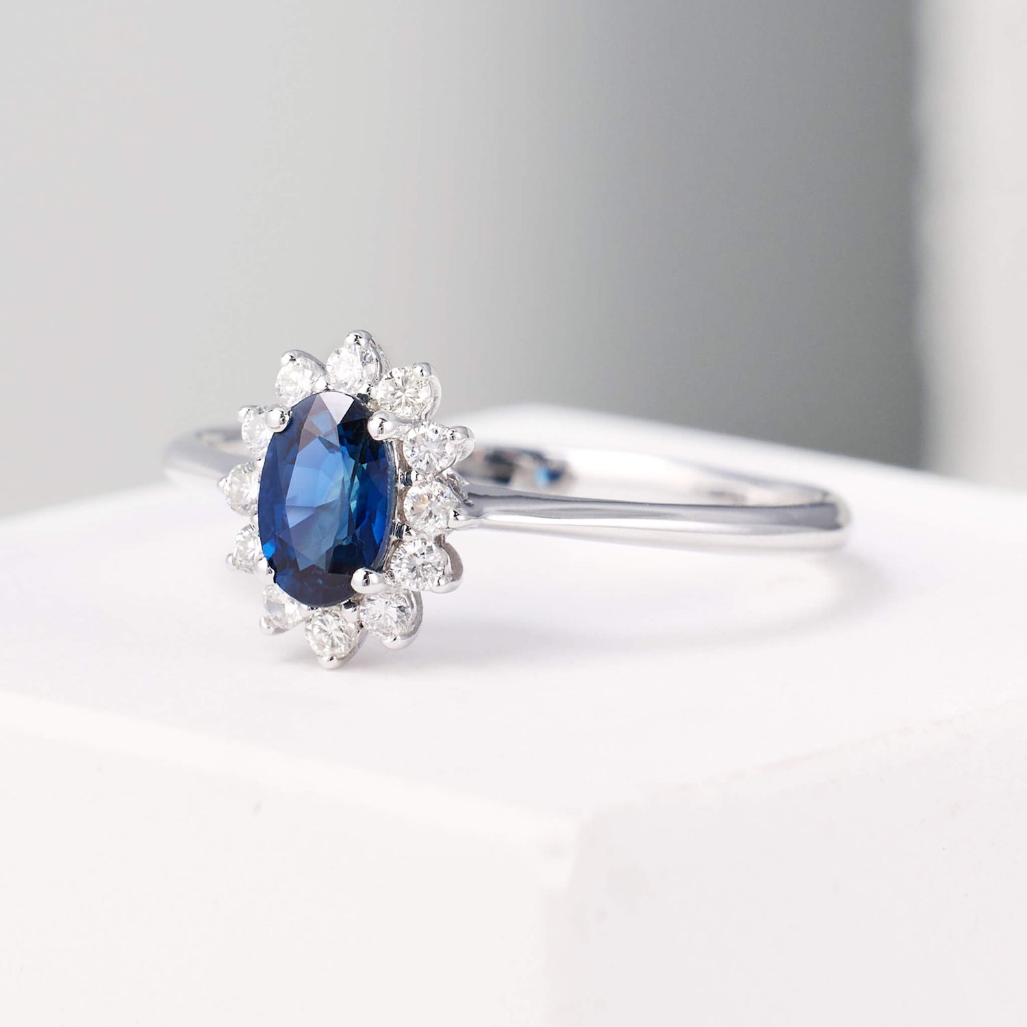 0.54 ct.tw. Vintage - styled Natural Blue Sapphire &amp; Diamond Ring - Jewelry And Store