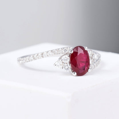 0.93 ct.t.w. Nature Ruby &amp; Diamond Ring