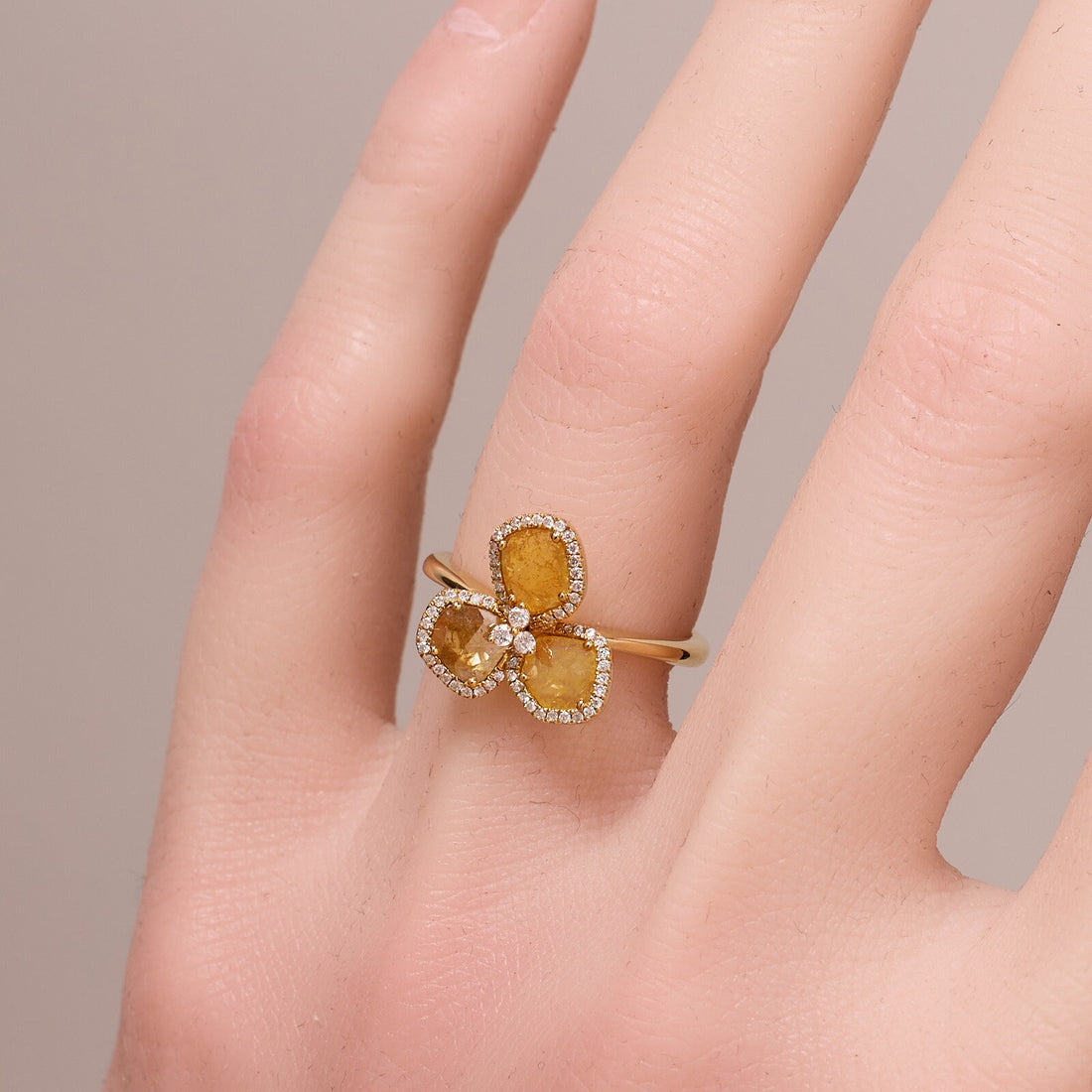 18K Gold Diamond Slice Flower Ring - Jewelry And Store
